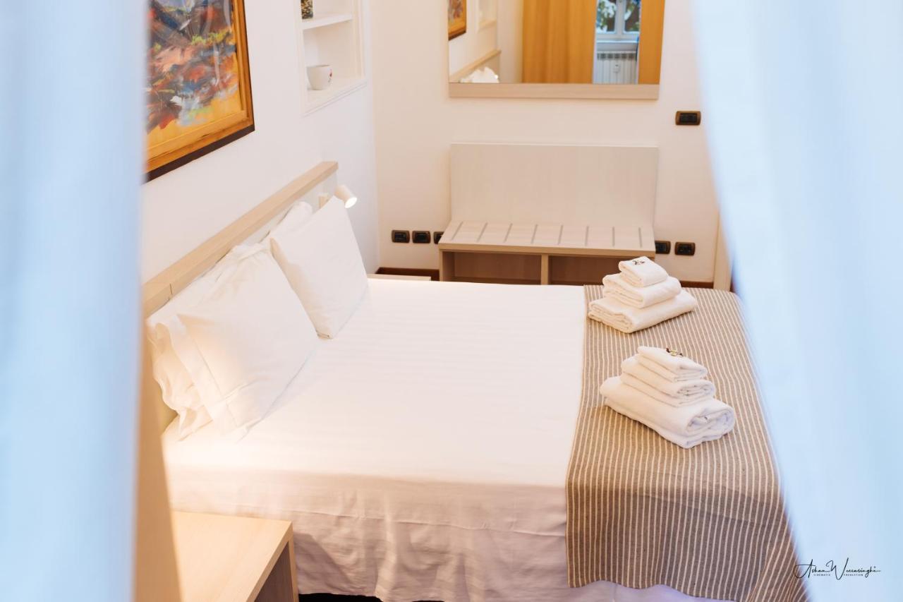 Magik Rooms Рим Экстерьер фото
